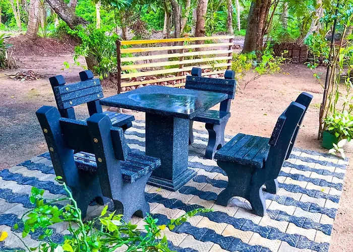 Mangrove Bay Inn
